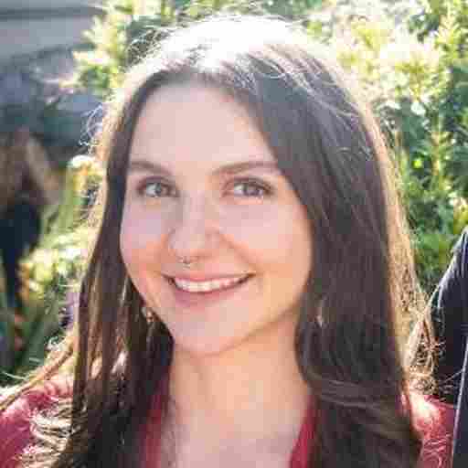 Herbalism, Reiki, Energetic herbal therapy, Energy work, Yoga Calluna Holistic Health