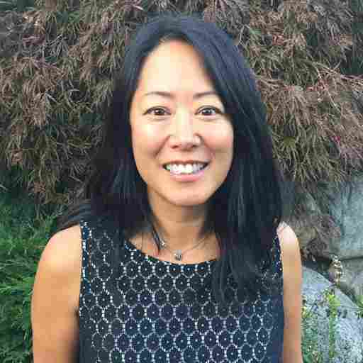 Yoga Vancouver Gentle Yoga - Wendy Akune Certified Yoga Teacher and Registered Holistic Nutritionist