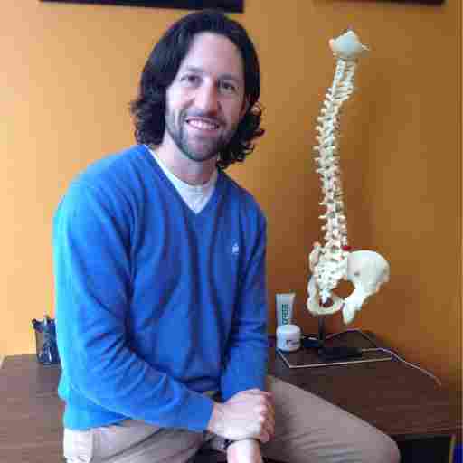 Chiropractor Marine Chiropractic & Wellness