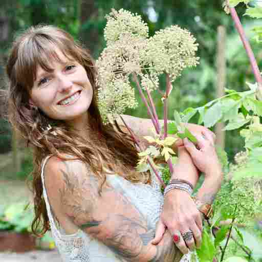 Medical Herbalist Megan Waddy, Medical Herbalist
