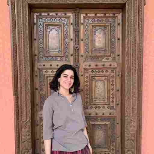 Hatha, Vinyasa, & Ashtanga Yoga. I also offer Hypnotherapy and Reiki Healing Sessions. Yoga with Lynn