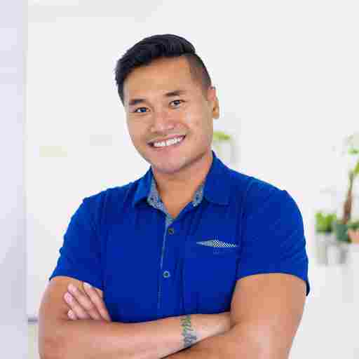 Acne, Skin Health, Insomnia, Weight Management, Hormones, Thyroid, Fatigue Dr. Chil Khakham, NMD