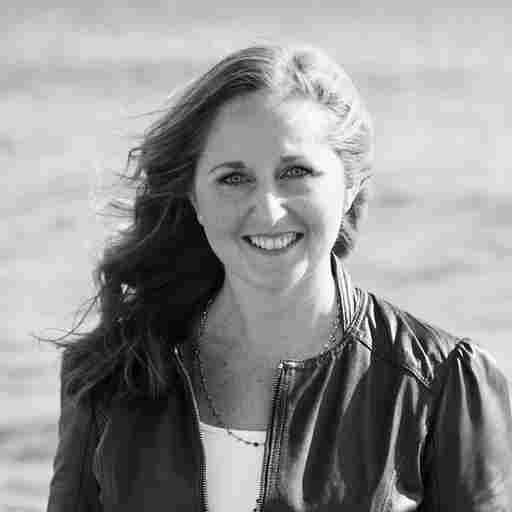 Registered Therapeutic Counsellor, a Somatic Experiencing Practitioner, and a Certified Clinical Trauma Professional Jennifer Brum Counselling